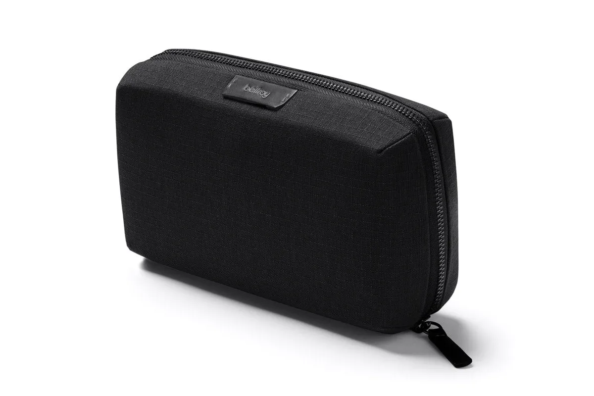 Bellroy Tech Kit Compact in Black