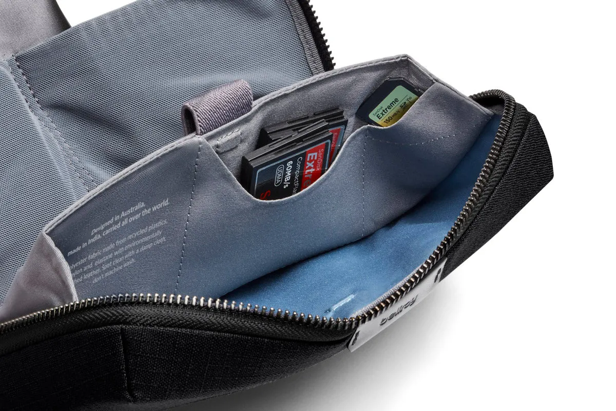 Bellroy Tech Kit Compact in Black
