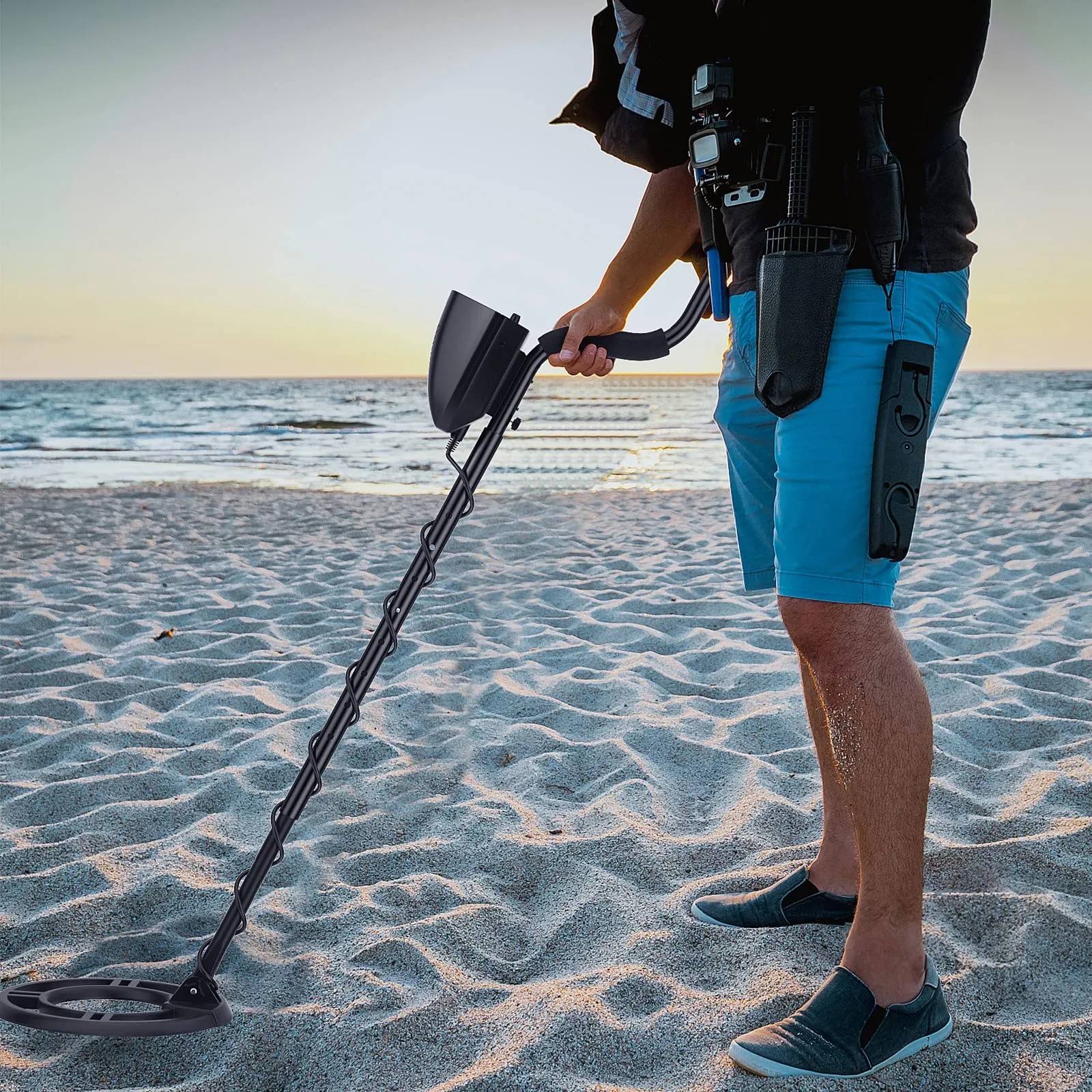 Metal Detector Kit, High Accuracy Metal Detector w/LCD Display & Waterproof Search Coil