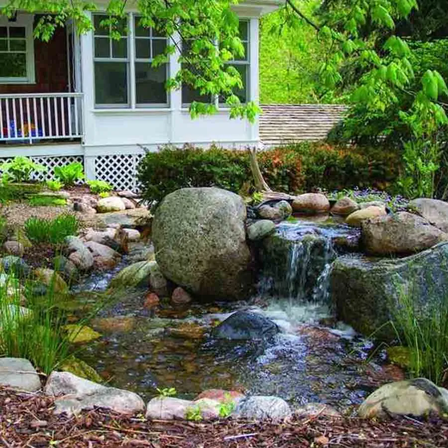 Signature Series 2500 BioFalls Filter by Aquascape