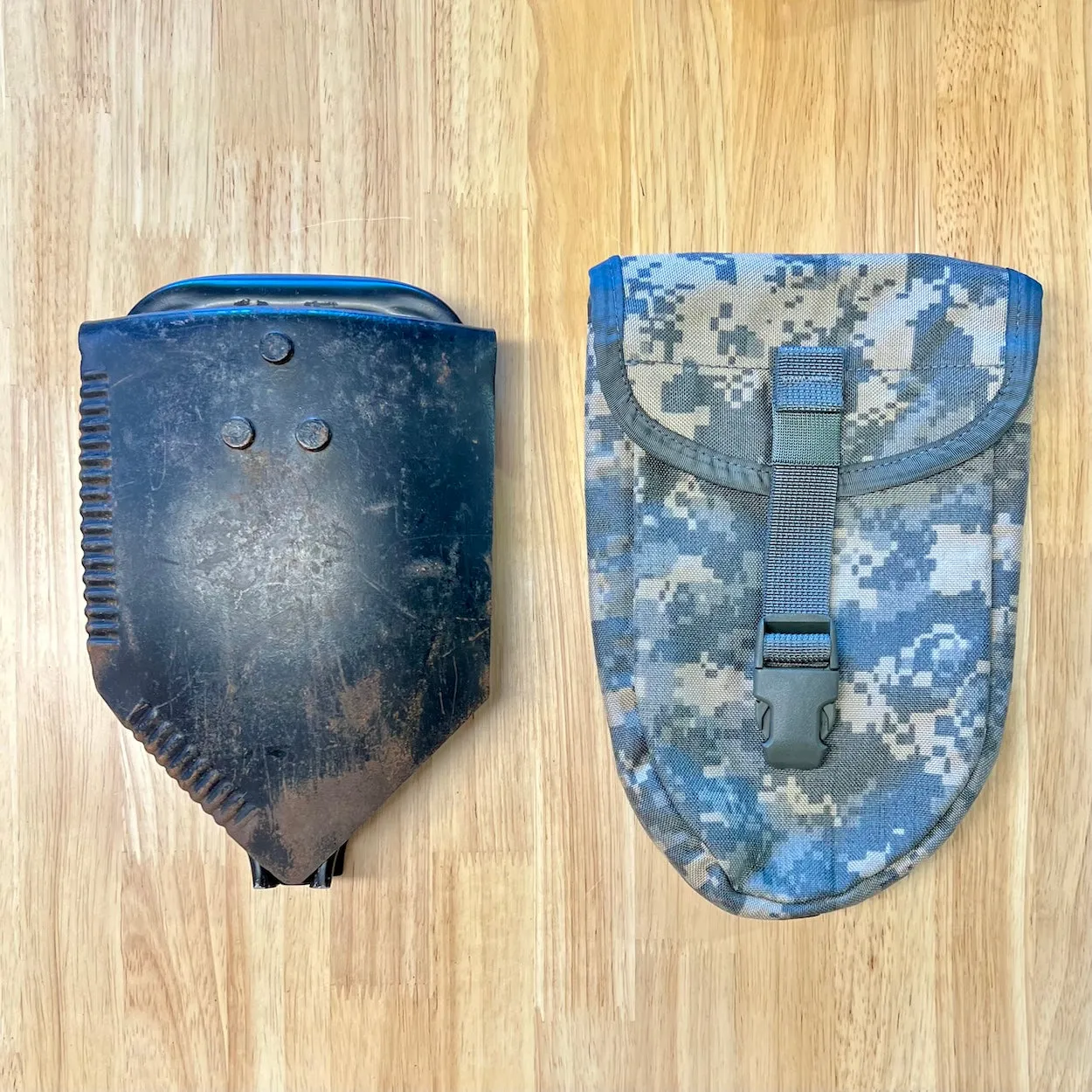 US Military Entrenching Shovel Collapsible D Handle W/New ACU Cover